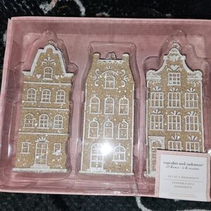 Cupcakes & Cashmere Brown and White House Ornaments✨️NWT